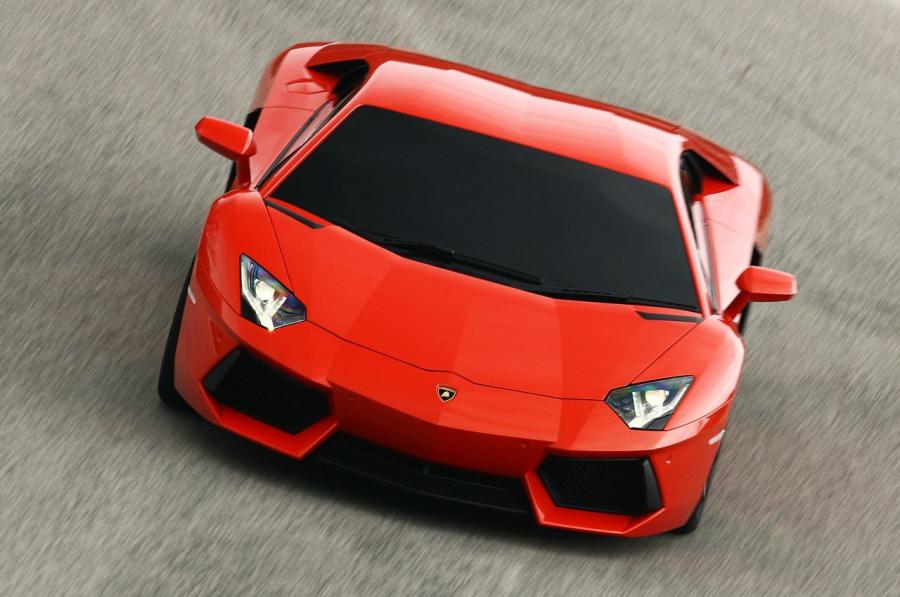  Lamborghini Aventador LP700-4 2011 года  (фото 129 из 204)
